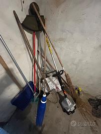 Tagliaerba e attrezzi da giardino