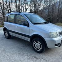 Panda Diesel 4x4 valuto anche permute