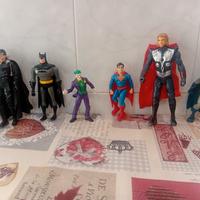 Sei Super Eroi . in materiale plastica 15 euro