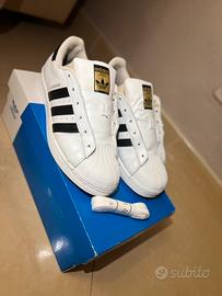 Adidas superstar