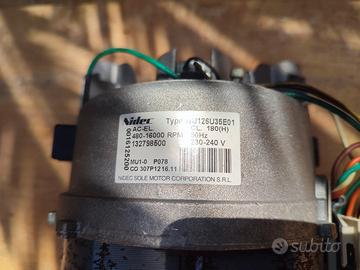 Motore lavatrice Rex Electrolux RWP1071