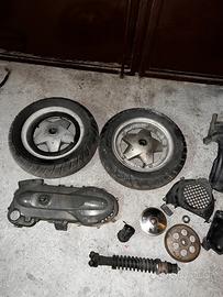 Blocco ricambi piaggio skipper 125/150