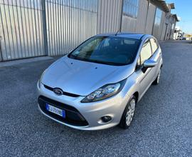 Ford Fiesta 1.4 5 porte Bz.- GPL Titanium COME NUO