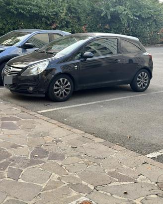 Opel corsa d 2010 1.2 63kw
