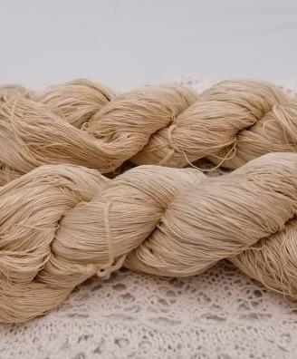 Stock Filo di scozia per uncinetto a matasse