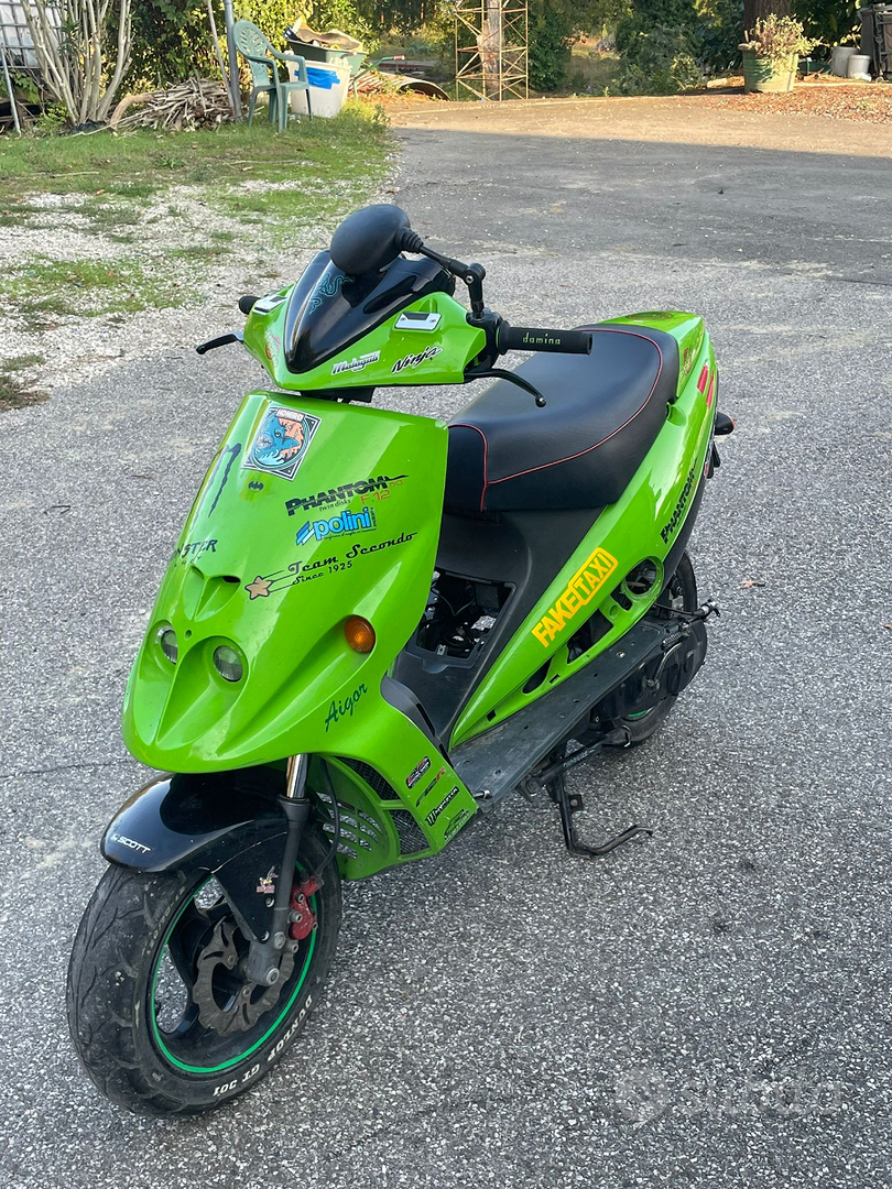 Malaguti Phantom F12 Piaggio Malaguti Malaguti Phantom F12 R50
