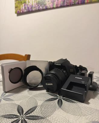 Canon EOS 2000D ed accessori