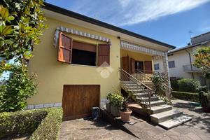 VILLA SINGOLA A RICCIONE