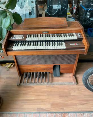 Organo elettrico Farfisa