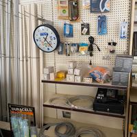 Scaffali da parete per negozio/magazzino/garage