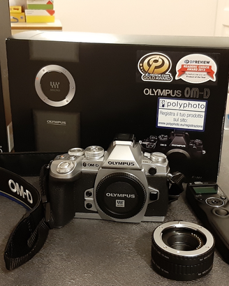 Olympus omd m1 con accessori