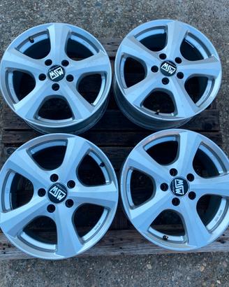 Cerchi OZ R16 interasse 5x112