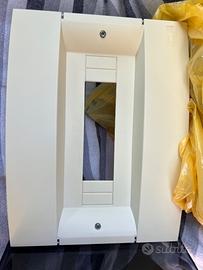 Sportello quadro elettrico Bticino