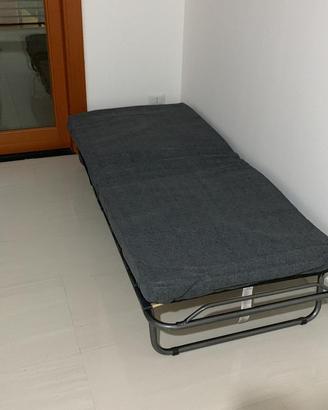 Lettino pieghevole richiudibile con materasso