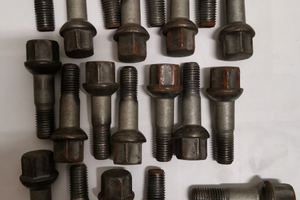 Viti per cerchi Mercedes