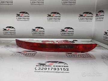 Faro fanale stop posteriore inferiore sinistra aud