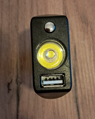 Luce per sedia a rotelle elettrica