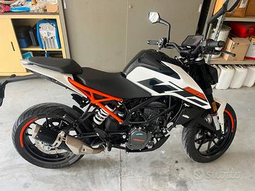 Ktm duke 125