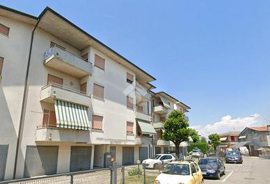 4 LOCALI A GRUMOLO DELLE ABBADESSE