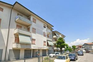 4 LOCALI A GRUMOLO DELLE ABBADESSE