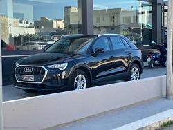 AUDI Q3 35 TDI S tronic Business