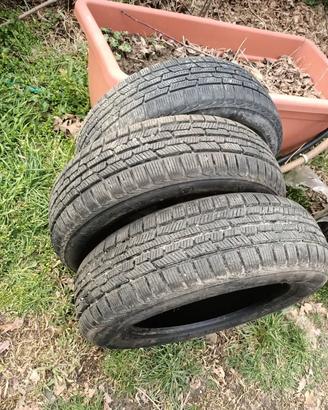Peneumatici 165/65-14 + cerchi Fiat Panda e simil