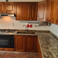 Cucina componibile in ciliegio