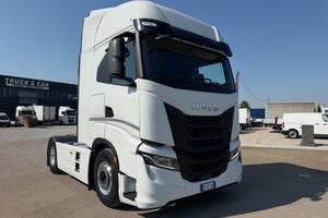 Trattore stradale Iveco S-way 570 full optional 13