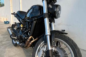 Benelli Leoncino 500 trail
