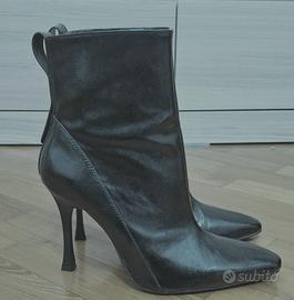 Stivaletti neri Zara