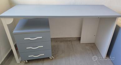 Scrivania 145 cm con cassettiera