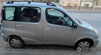 Ricambi usati toyota yaris verso 1.3 benzina 2NZFE