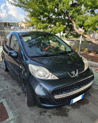 Peugeot 107 a Metano Cilindrata 1000
