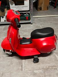 Vespa rossa da bimbo/a
