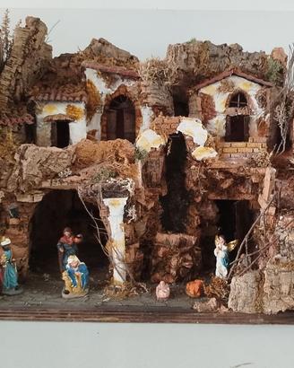 Presepe artigianale illuminato