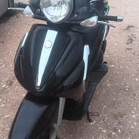 piaggio beverly 125