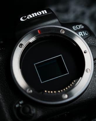 R10 18-150mm  STATO PERFETTO