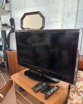TV Samsung L40A616A3F