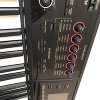 ROLAND FA 08 WORKSTATION 88 TASTI PESATI 