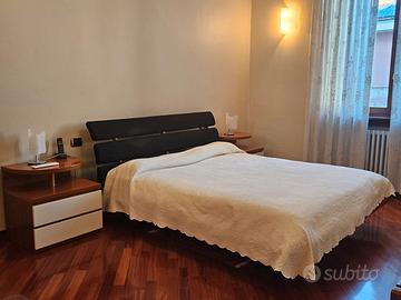 camera da letto in ciliegio