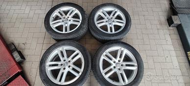 Cerchi in lega Audi Q3 R 18  con Gomme 