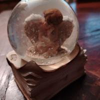 Palla di vetro con neve e angioletto,vintage