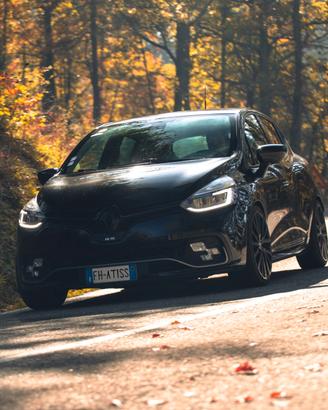 Clio 4 RS Trophy