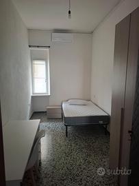 Stanza per Studentesse