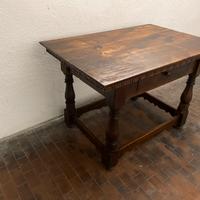 Tavolo/ scrittoio in legno