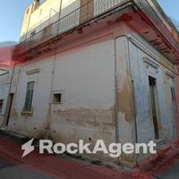 APPARTAMENTO IN PARTE DA RISTRUTTURARE