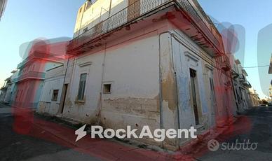 APPARTAMENTO IN PARTE DA RISTRUTTURARE