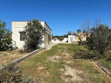 VILLA SINGOLA A ALEZIO