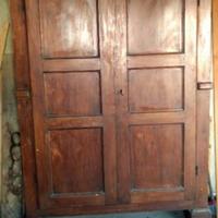 armadio stile impero.