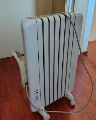 Radiatore elettrico De Longhi con ruote